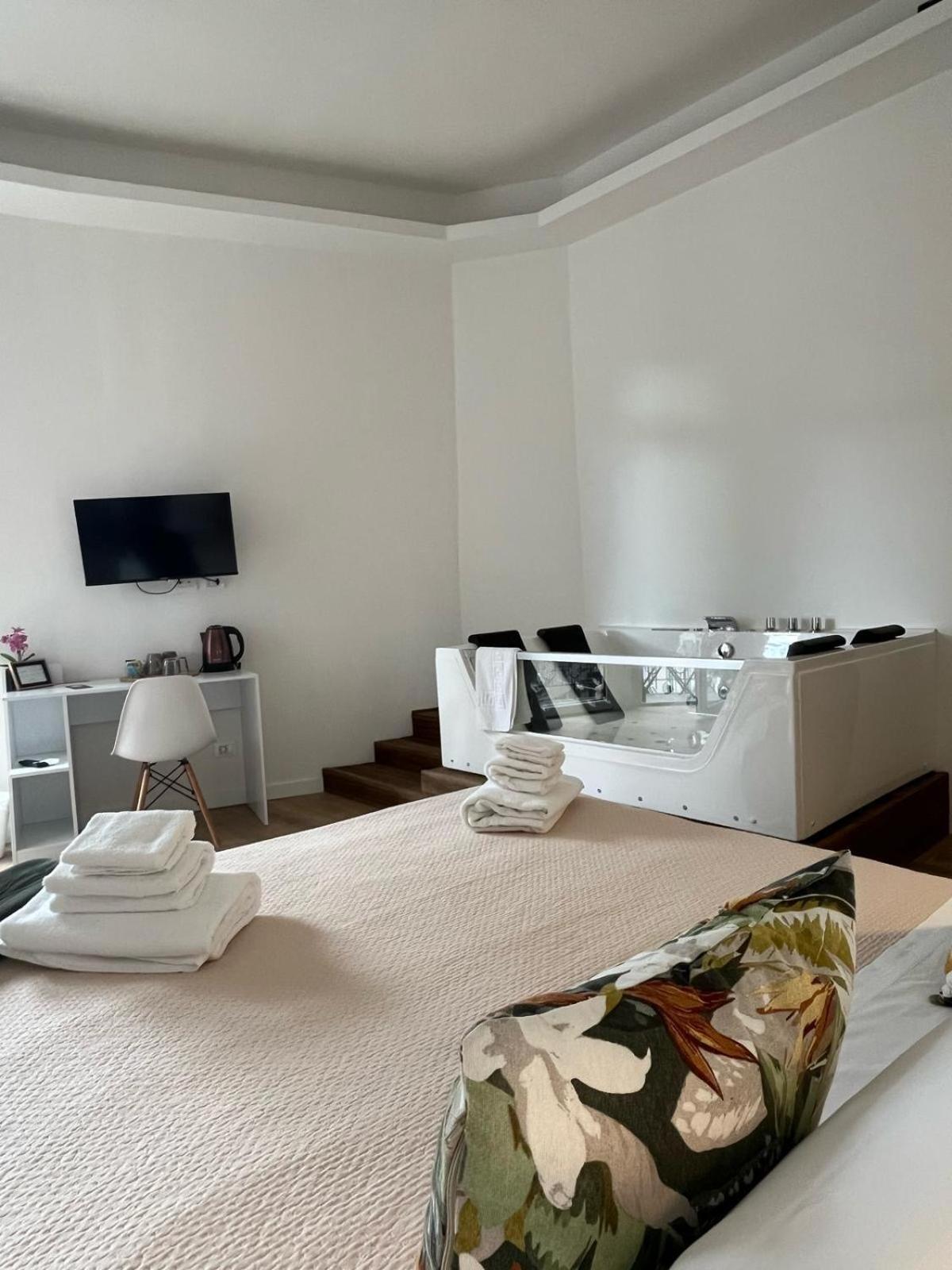 20 Settembre Rooms La Spezia Ngoại thất bức ảnh